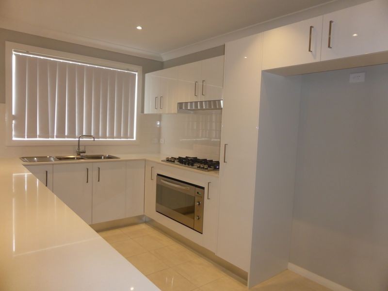 3 Burnett Court, Ropes Crossing NSW 2760