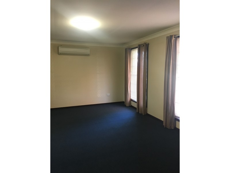 166 Bennett Road, St Clair NSW 2759