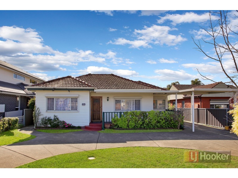 69 Great Western Highway, Oxley Park NSW 2760