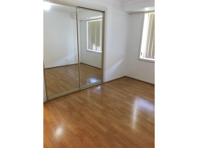 1/2 Armstein Crescent, Werrington NSW 2747