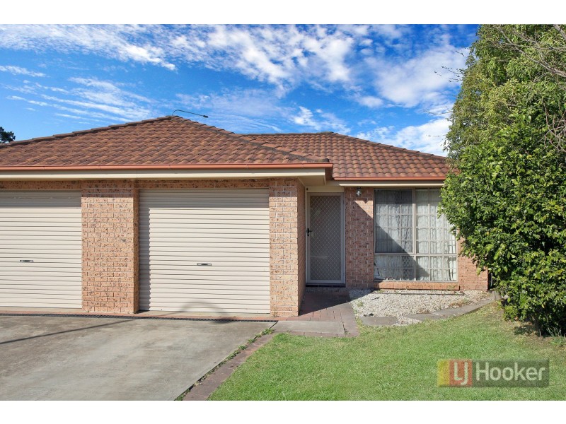2/11B Harrier Place, Claremont Meadows NSW 2747