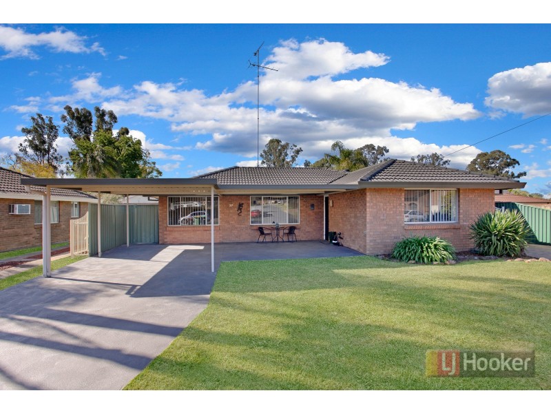 37 Armstein Crescent, Werrington NSW 2747
