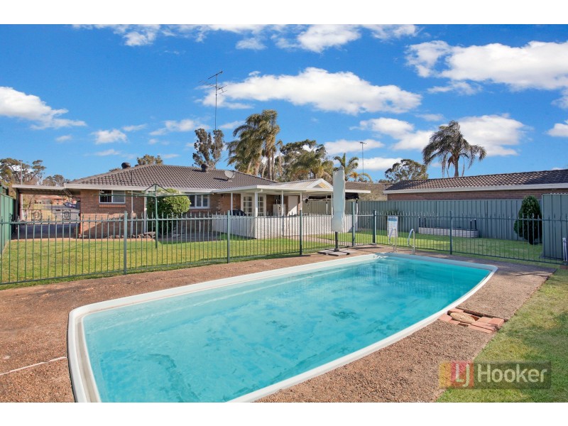 37 Armstein Crescent, Werrington NSW 2747