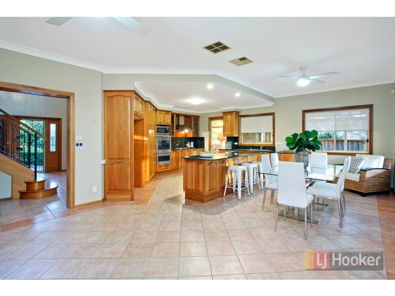 11 Garnet Place, Kellyville NSW 2155