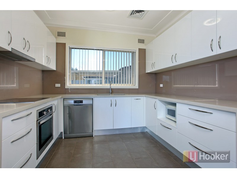 2 Moira Crescent, St Marys NSW 2760