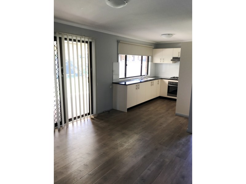 2 Grose Avenue, North St Marys NSW 2760