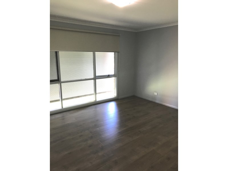 2 Grose Avenue, North St Marys NSW 2760