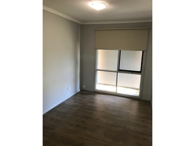 2 Grose Avenue, North St Marys NSW 2760