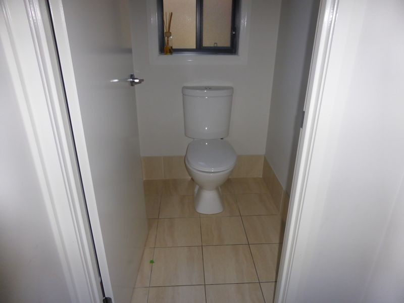 10 Stringybark Avenue, Ropes Crossing NSW 2760