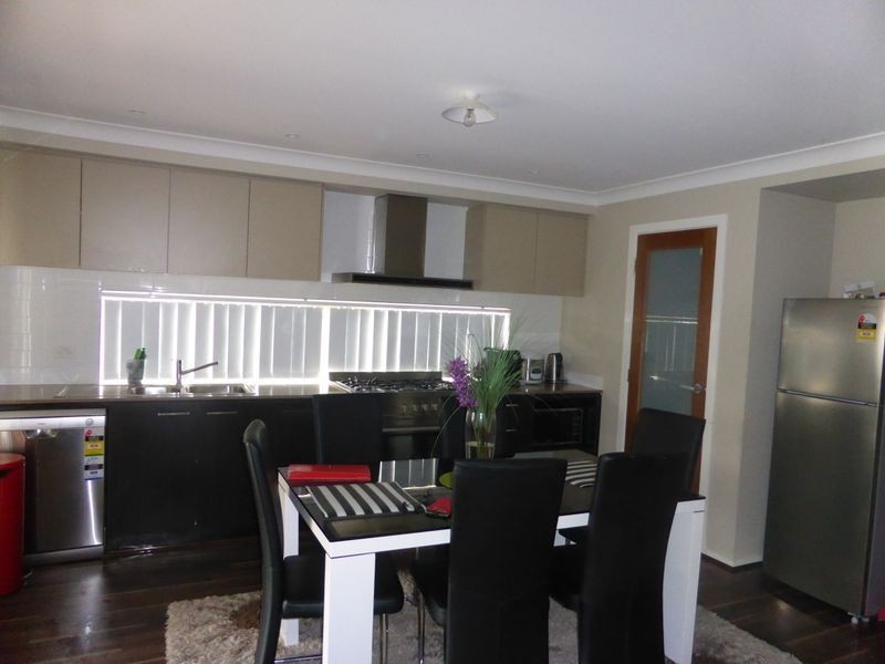 11 Donovan Circuit, Ropes Crossing NSW 2760