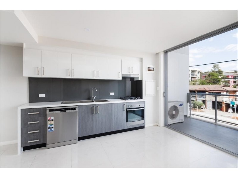 202/12 Fourth Avenue, Blacktown NSW 2148