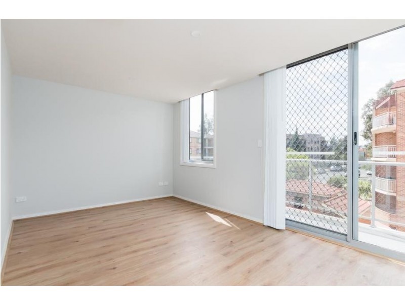 202/12 Fourth Avenue, Blacktown NSW 2148