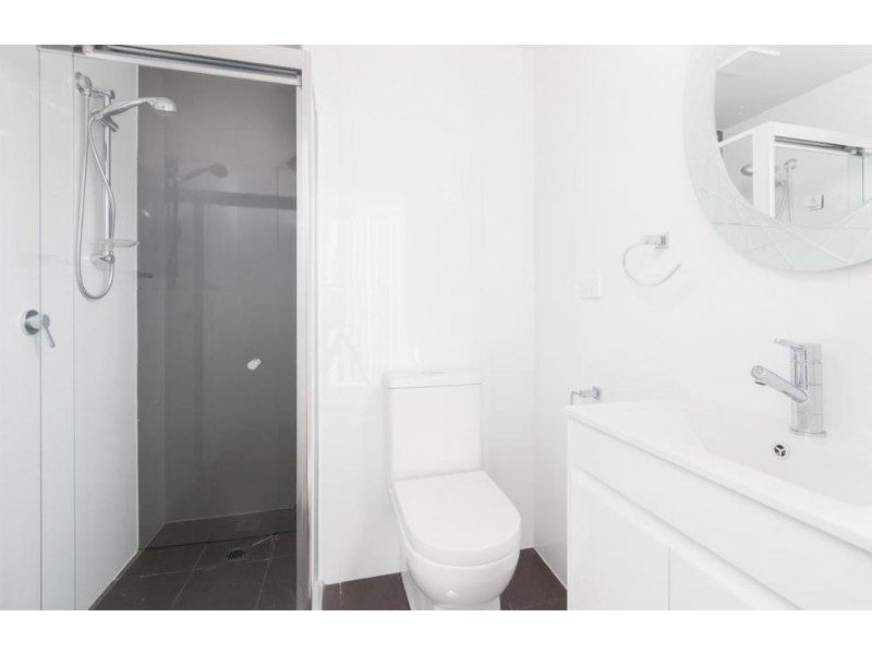 202/12 Fourth Avenue, Blacktown NSW 2148