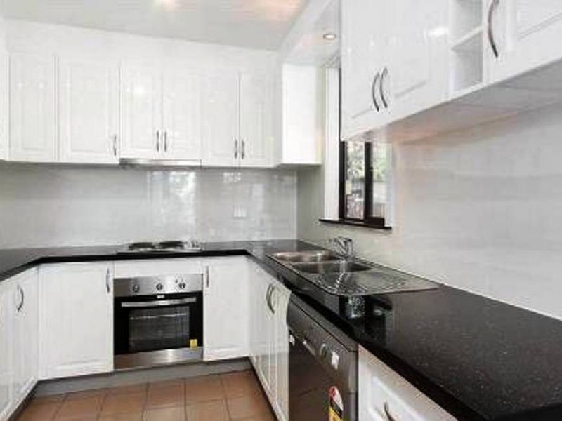 42 Nella Dan Avenue, Tregear NSW 2770