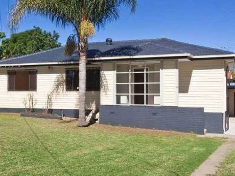 42 Nella Dan Avenue, Tregear NSW 2770