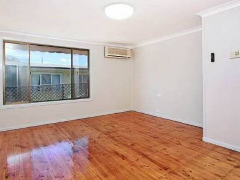 42 Nella Dan Avenue, Tregear NSW 2770