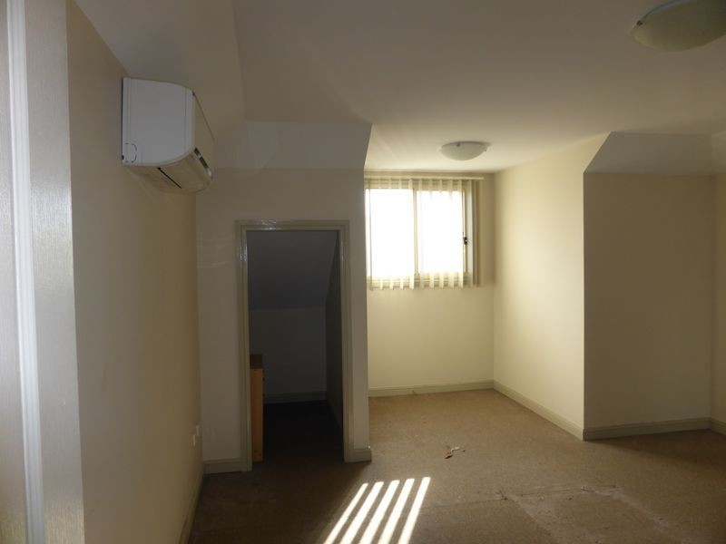 1/26 Hobart Street, Oxley Park NSW 2760