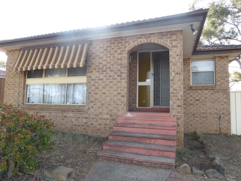 134 St Clair Avenue, St Clair NSW 2759