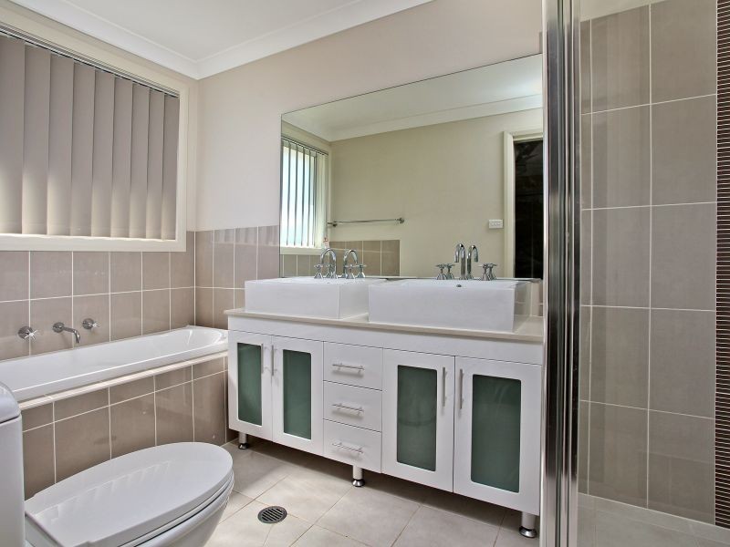 10B Meredith Avenue, Ropes Crossing NSW 2760