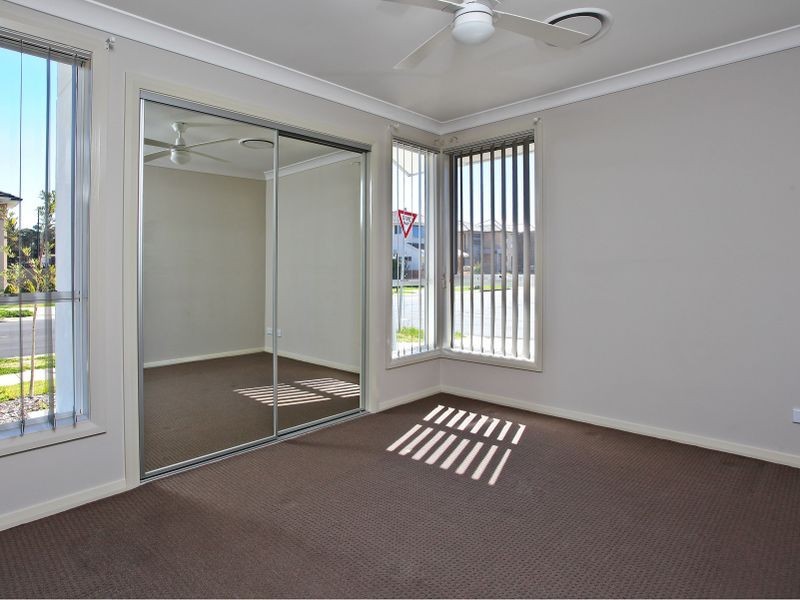 10B Meredith Avenue, Ropes Crossing NSW 2760