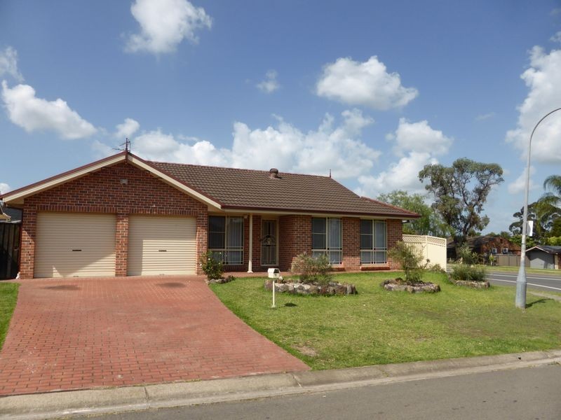 1 Lockheed Circuit, St Clair NSW 2759