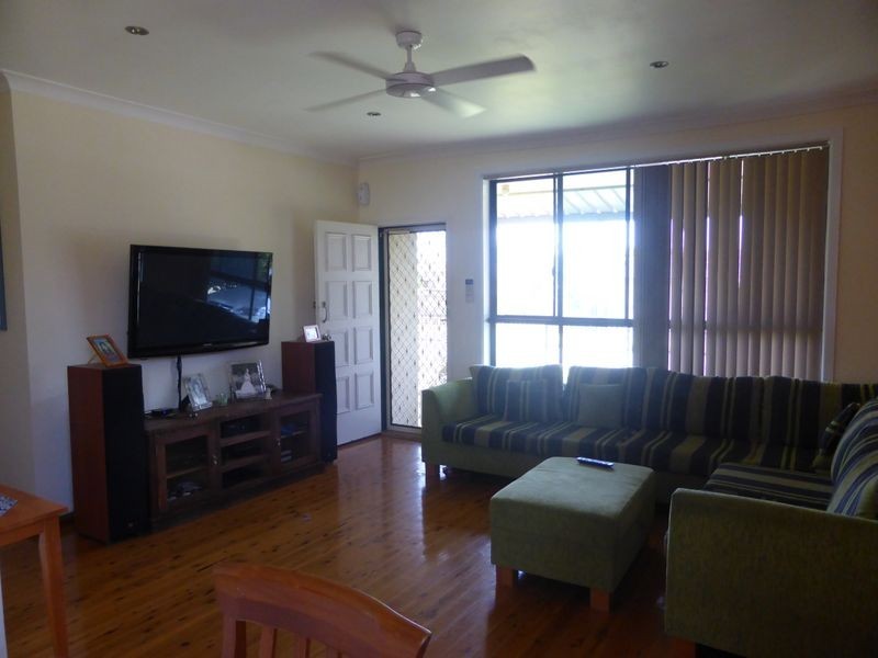 10 Tanderra Street, Colyton NSW 2760