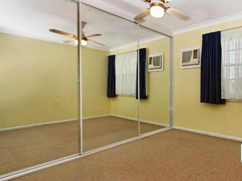 12 Ellengowan Crescent, Whalan NSW 2770