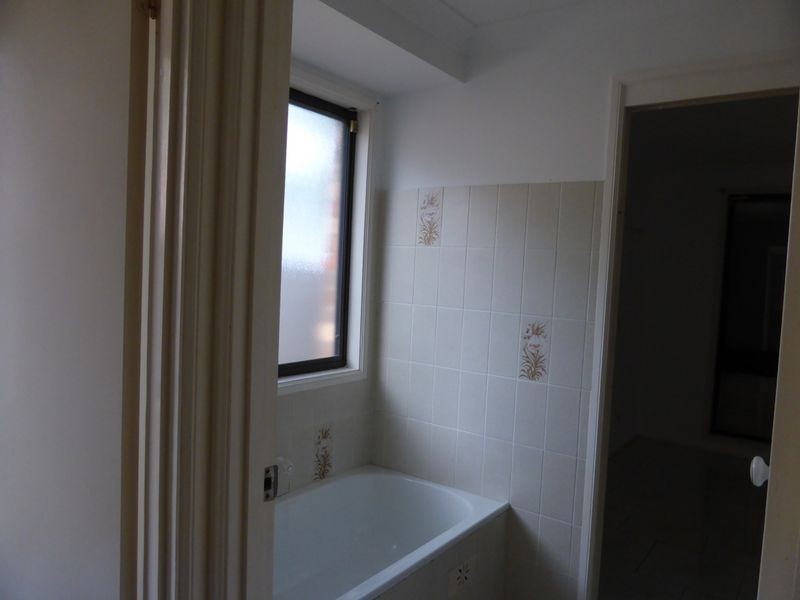 4 Phoenix Crescent, Erskine Park NSW 2759