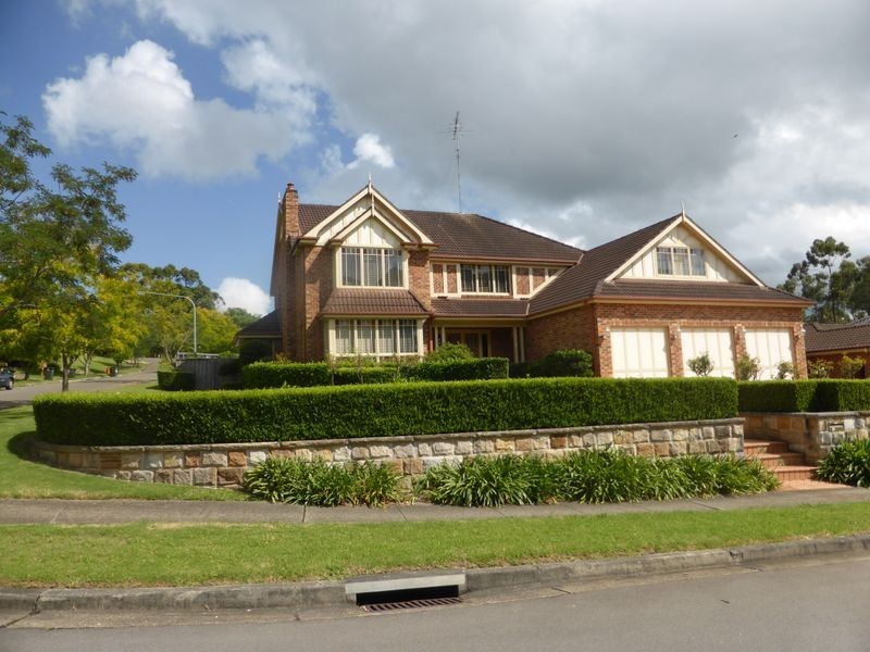 1 Woodlark Place, Castle Hill NSW 2154