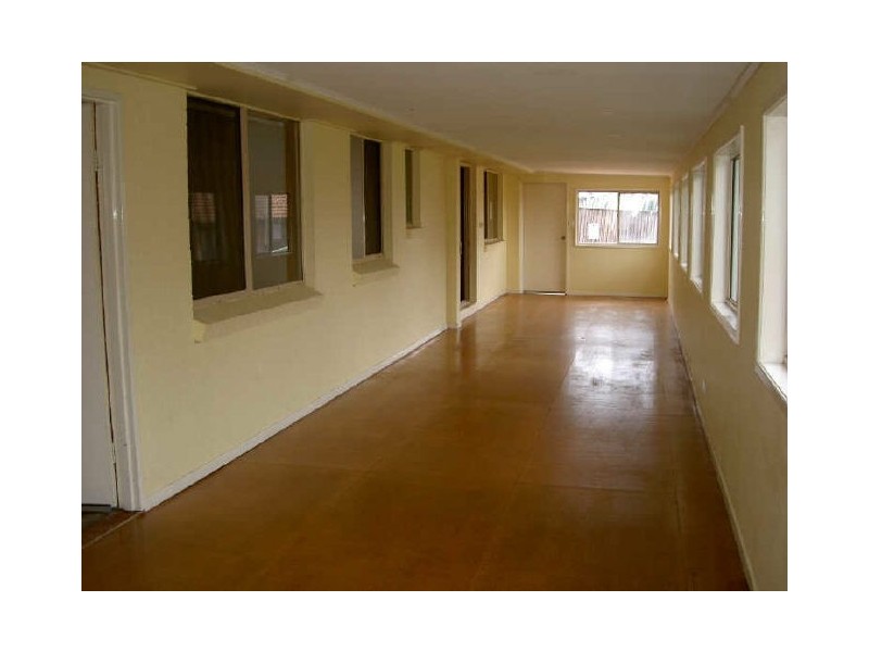 35 Explorers Way, St Clair NSW 2759