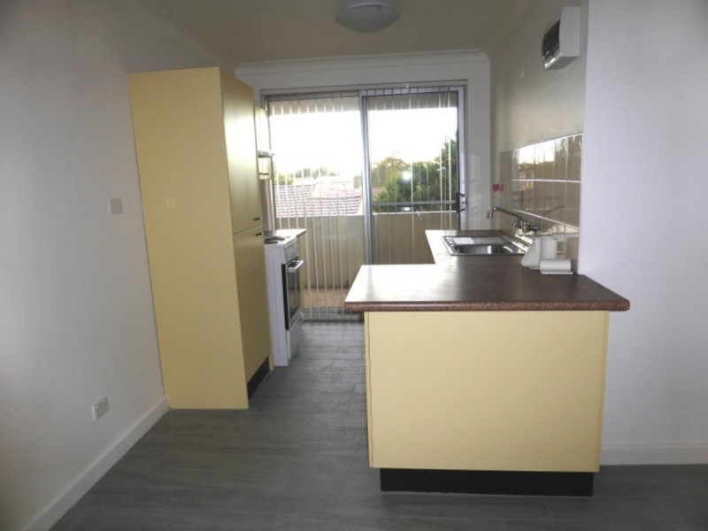 9/12 Sainsbury Street, St Marys NSW 2760