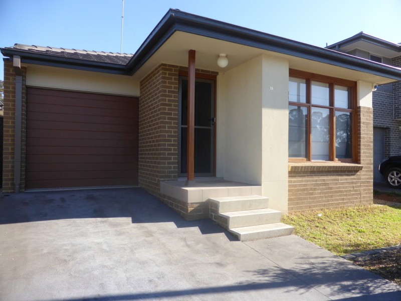11 Donovan Circuit, Ropes Crossing NSW 2760