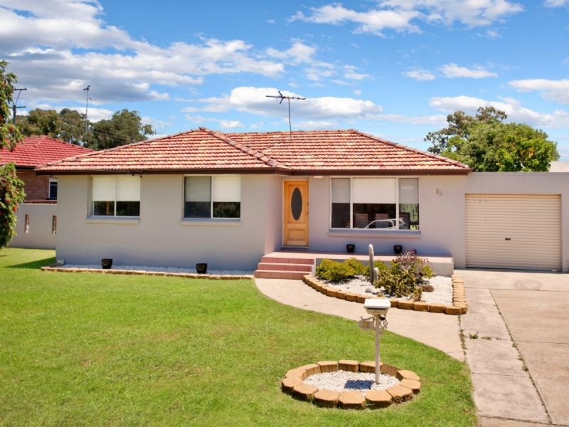 38 Milton Street, Colyton NSW 2760