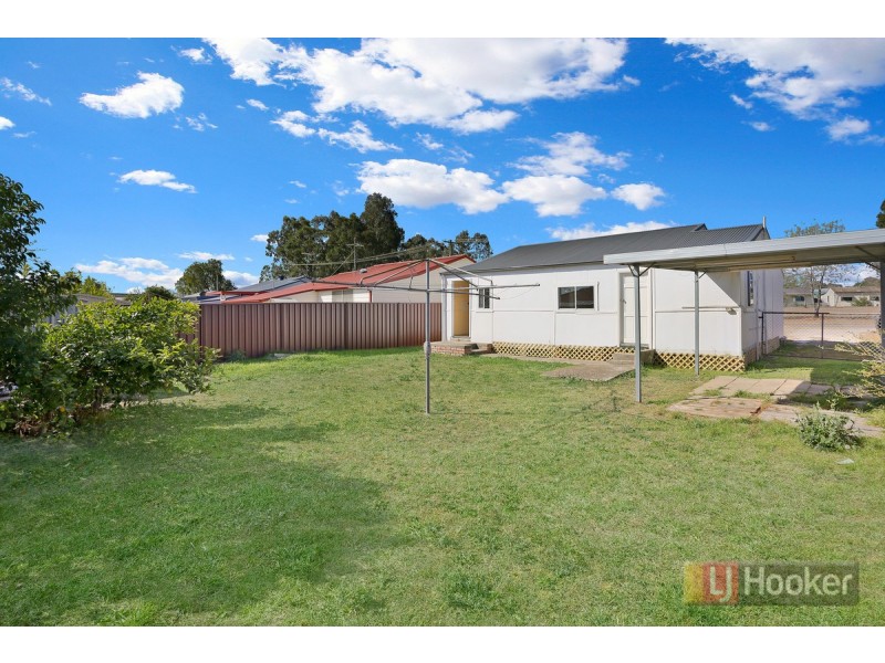 9 Araluen Avenue, St Marys NSW 2760