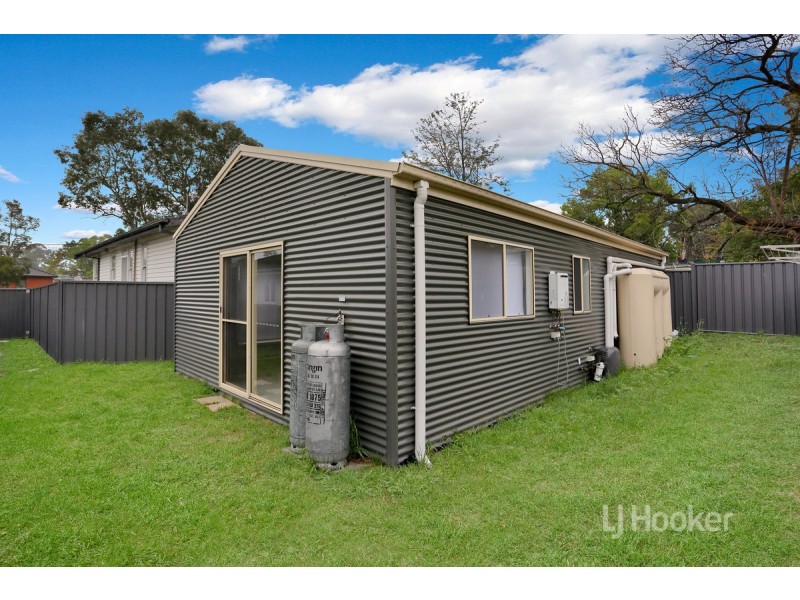 40 & 40A Vincennes Avenue, Tregear NSW 2770