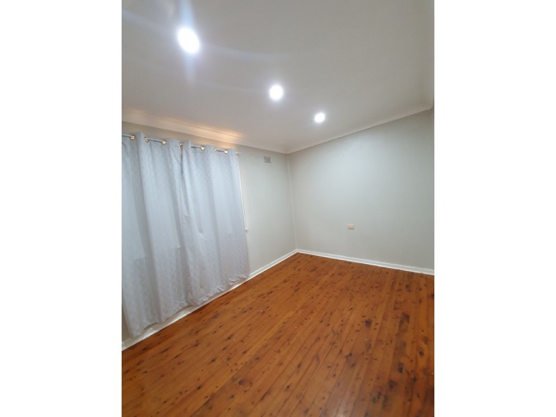 7 Taranaki Avenue, Lethbridge Park NSW 2770