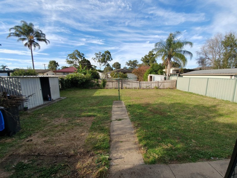 7 Taranaki Avenue, Lethbridge Park NSW 2770