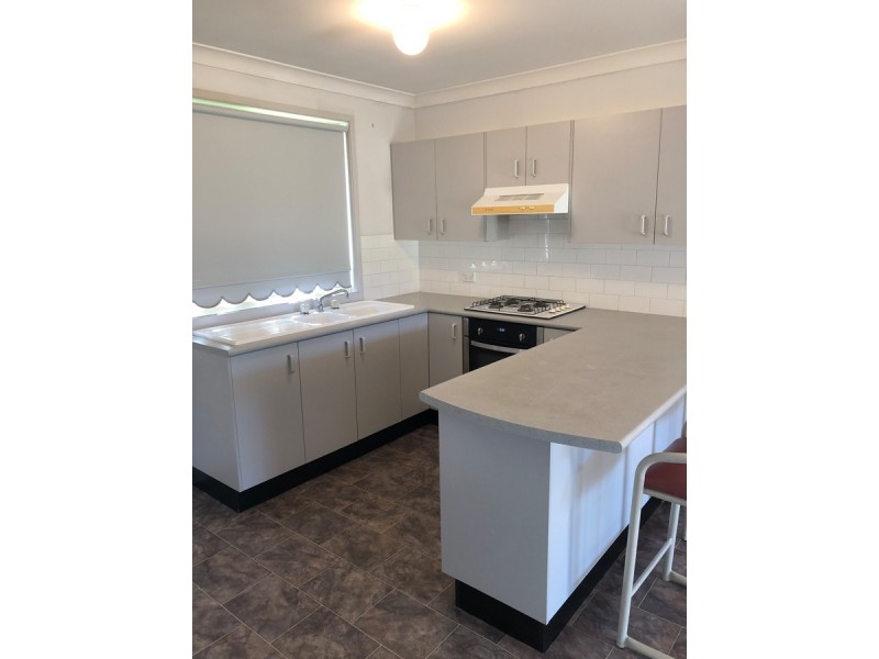 20 Gershwin Crescent, Claremont Meadows NSW 2747