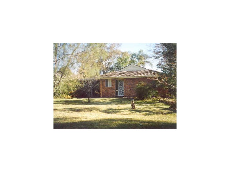 39 SOLANDER DRIVE, St Clair NSW 2759