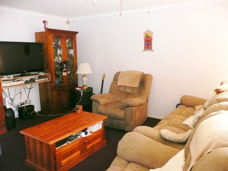 8 Weaver Street, Erskine Park NSW 2759