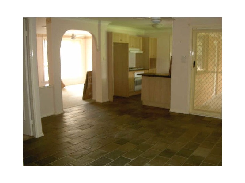 10 Hyatts Road, Oakhurst NSW 2761