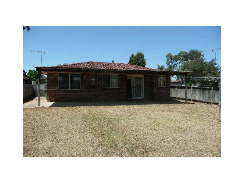 31 Myrtle Road, Claremont Meadows NSW 2747