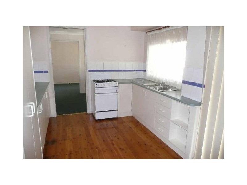 18 Netherton Ave, St Clair NSW 2759