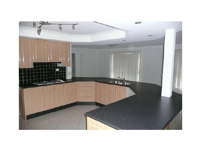 105 Swallow Dr, Erskine Park NSW 2759