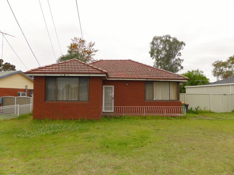 32 Wattle Avenue, St Marys North NSW 2760