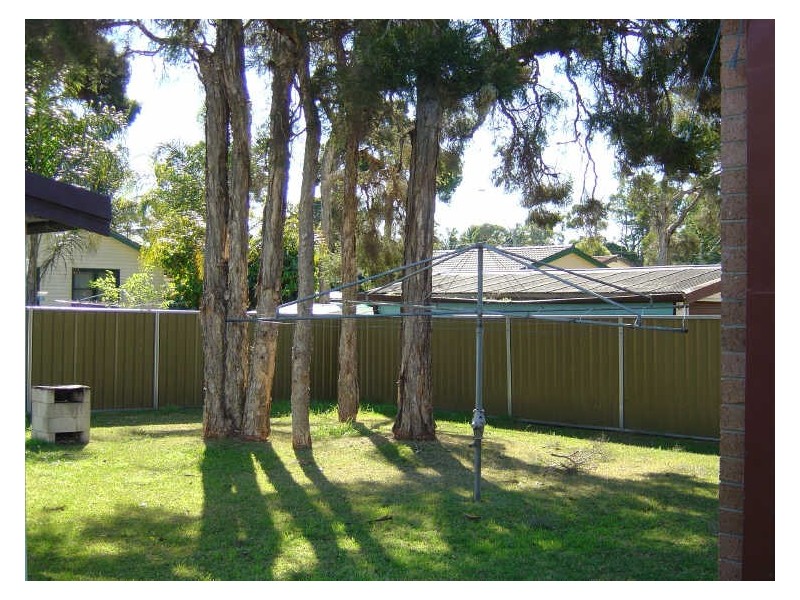 22 MARQUESA CRESCENT, Lethbridge Park NSW 2770