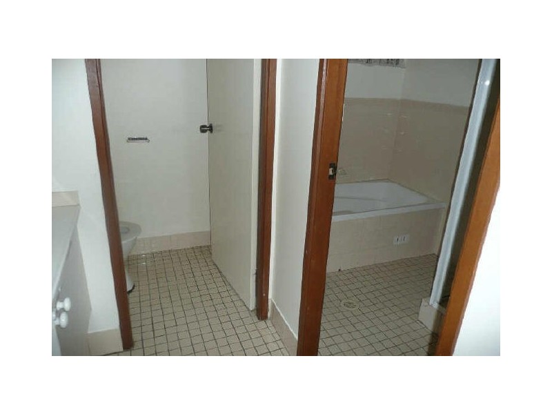 14 Werona Ave, Claremont Meadows NSW 2747