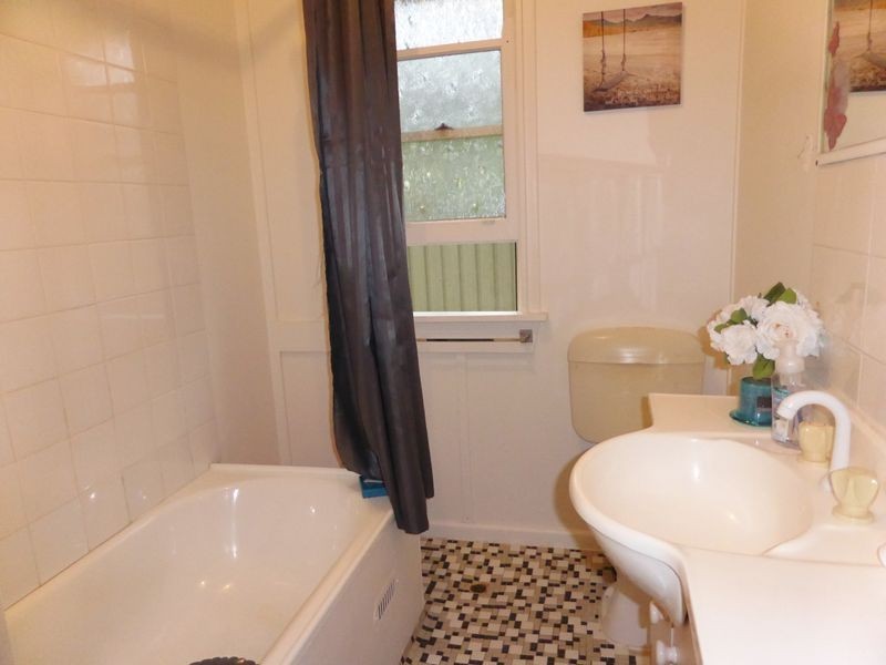 69 Manila Road, Lethbridge Park NSW 2770