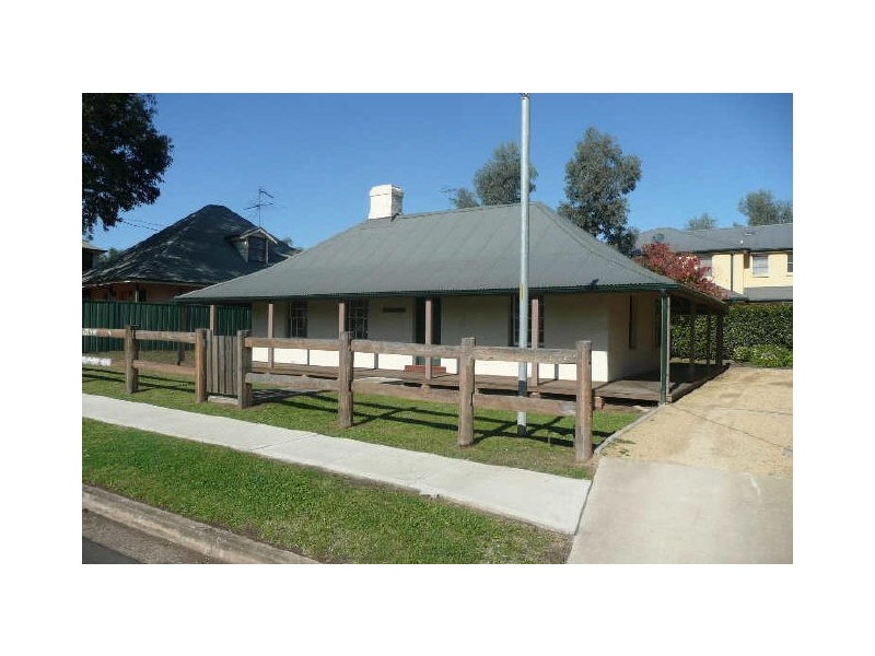 10/8 Sainsbury Street, St Marys NSW 2760