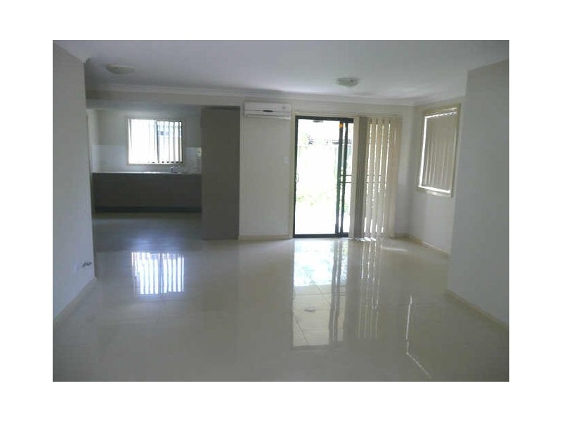 4/15 Braddon Street, Oxley Park NSW 2760